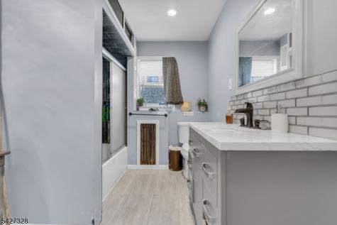 297 Hamilton Place Hackensack NJ 07601