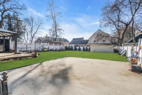 297 Hamilton Place Hackensack NJ 07601