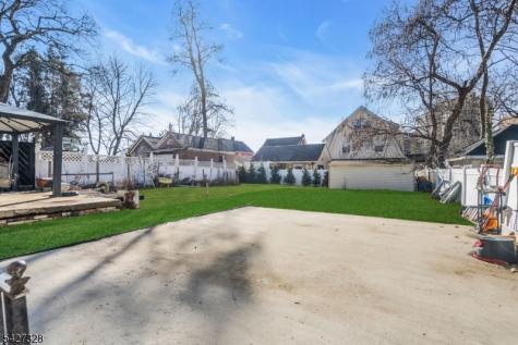 297 Hamilton Place Hackensack NJ 07601