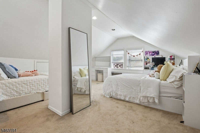 17 Weston Street Nutley NJ 07110