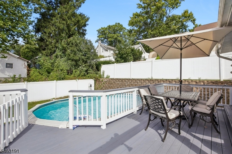 17 Weston Street Nutley NJ 07110