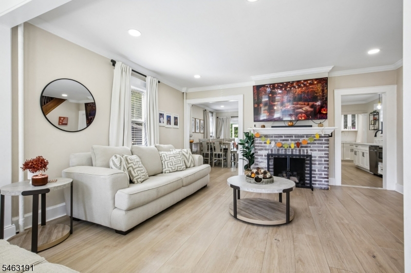 17 Weston Street Nutley NJ 07110