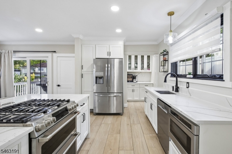 17 Weston Street Nutley NJ 07110