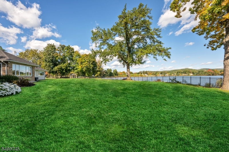 345 Pompton Avenue Pompton Lakes NJ 07442