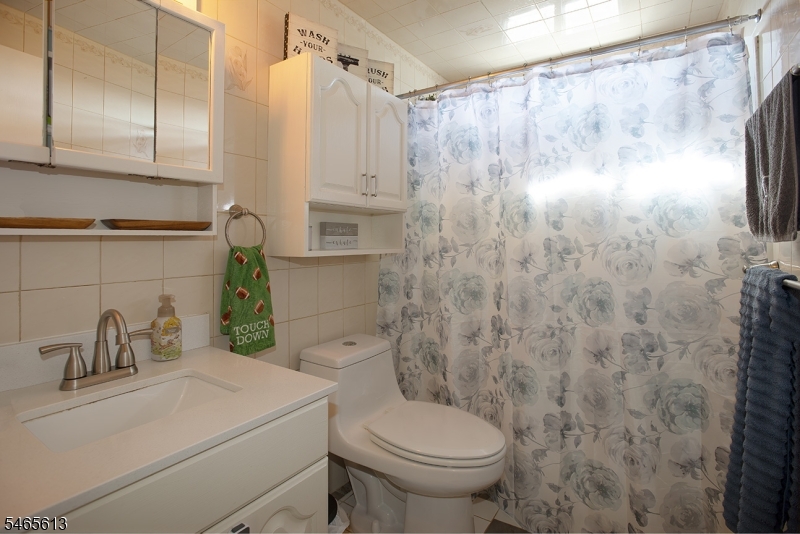 369 County Road 565 Wantage NJ 07461