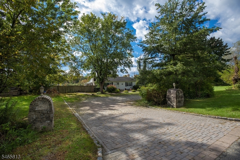 369 County Road 565 Wantage NJ 07461