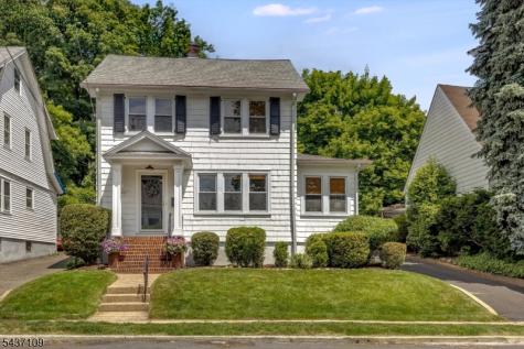 9 Amherst Court Maplewood NJ 07040