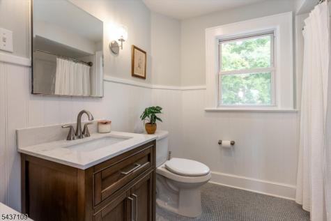 9 Amherst Court Maplewood NJ 07040
