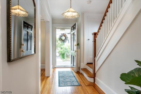 9 Amherst Court Maplewood NJ 07040