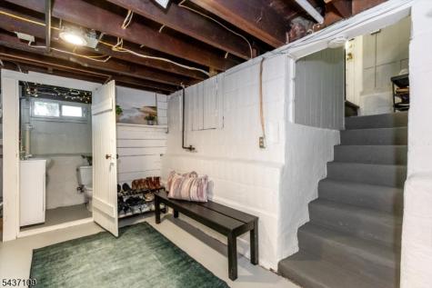 9 Amherst Court Maplewood NJ 07040