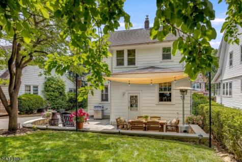 9 Amherst Court Maplewood NJ 07040