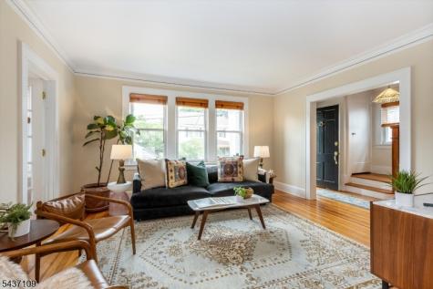 9 Amherst Court Maplewood NJ 07040