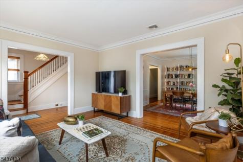 9 Amherst Court Maplewood NJ 07040