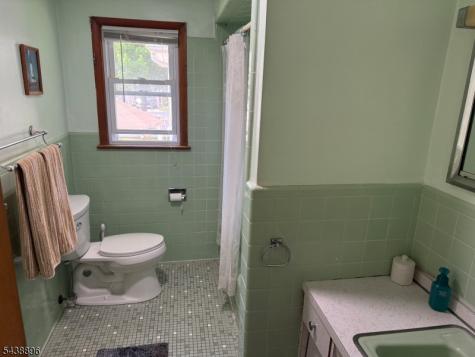 301 Valley Road Clifton NJ 07013