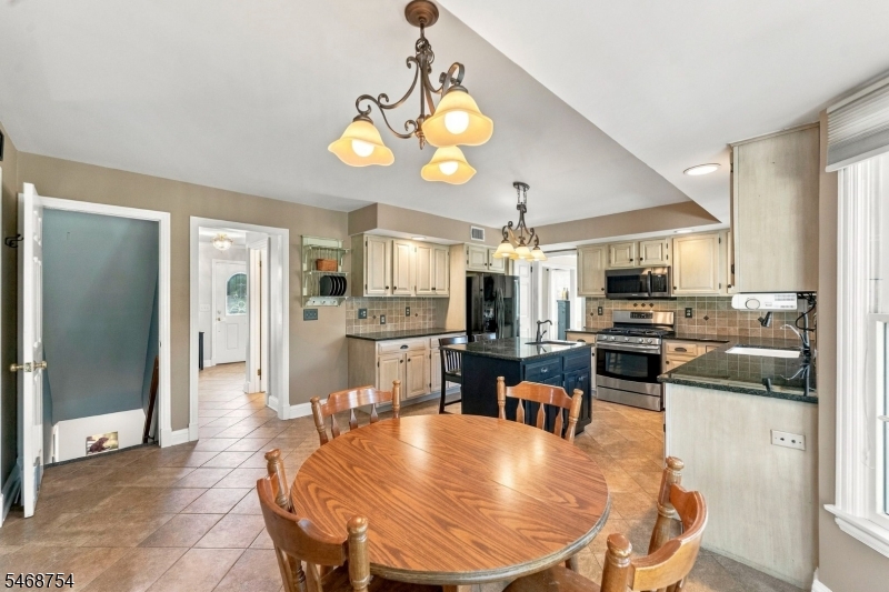 1 Bridle Lane Washington NJ 07882