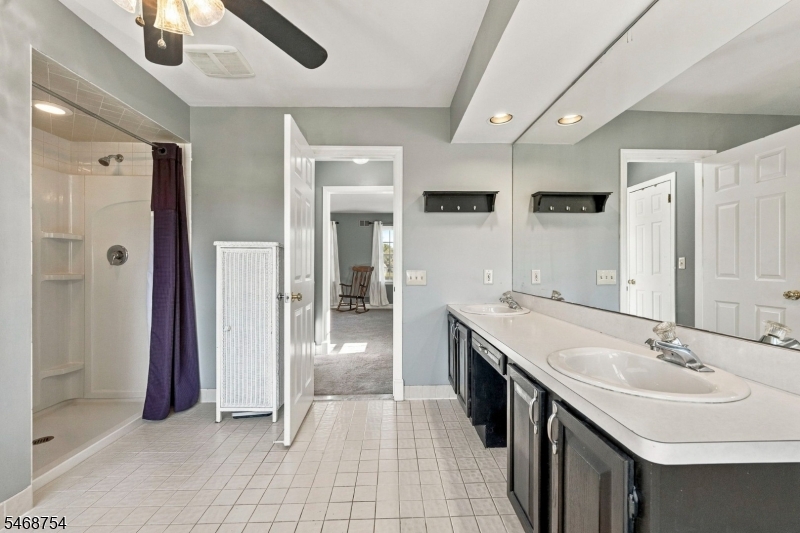 1 Bridle Lane Washington NJ 07882