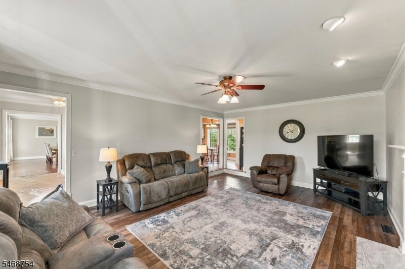 1 Bridle Lane Washington NJ 07882