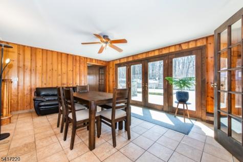 8 Stonehedge Lane Byram NJ 07821