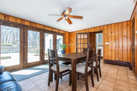8 Stonehedge Lane Byram NJ 07821