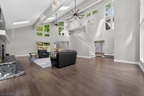 9 North Star Drive Clinton NJ 08801