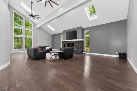9 North Star Drive Clinton NJ 08801