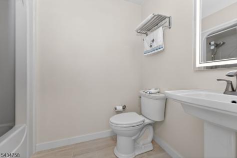 9 North Star Drive Clinton NJ 08801
