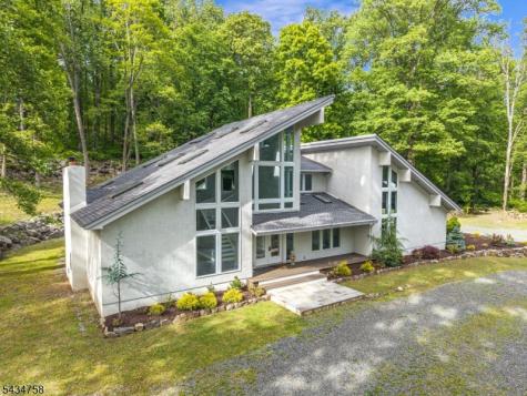 9 North Star Drive Clinton NJ 08801