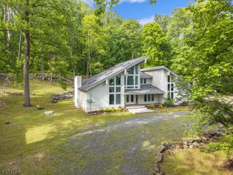 9 North Star Drive Clinton NJ 08801