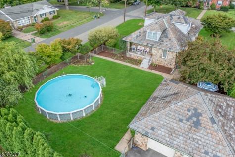 122 Aurora Street Lopatcong NJ 08865