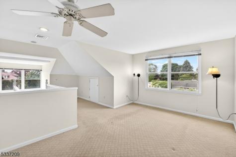122 Aurora Street Lopatcong NJ 08865