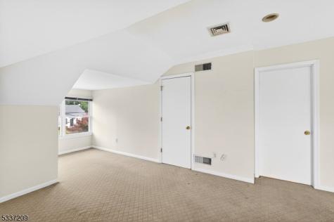 122 Aurora Street Lopatcong NJ 08865