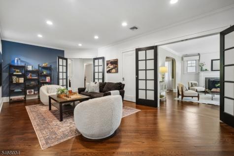 22 Undercliff Road Millburn NJ 07041