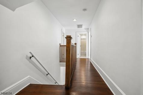 22 Undercliff Road Millburn NJ 07041
