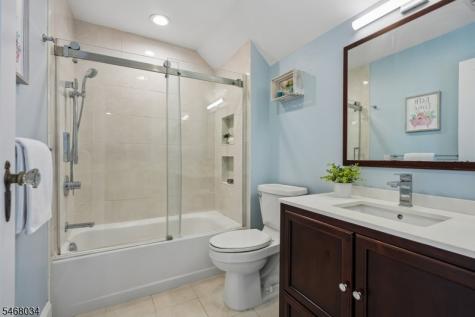 22 Undercliff Road Millburn NJ 07041