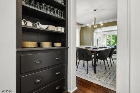 22 Undercliff Road Millburn NJ 07041