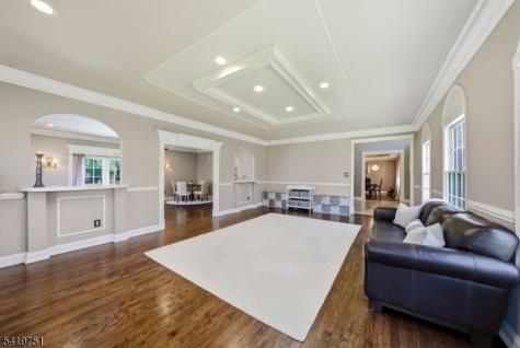 28 Woodshire Terrace Montville NJ 07082