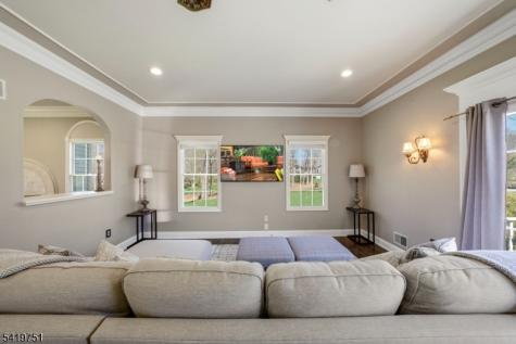 28 Woodshire Terrace Montville NJ 07082