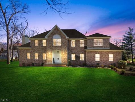 28 Woodshire Terrace Montville NJ 07082