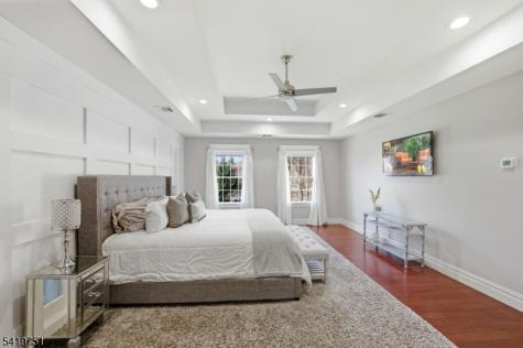 28 Woodshire Terrace Montville NJ 07082