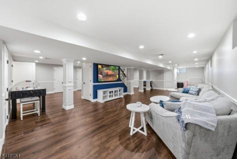 28 Woodshire Terrace Montville NJ 07082
