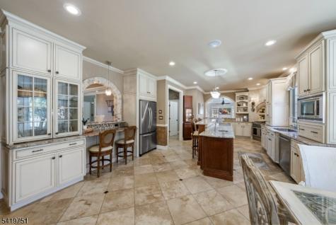 28 Woodshire Terrace Montville NJ 07082
