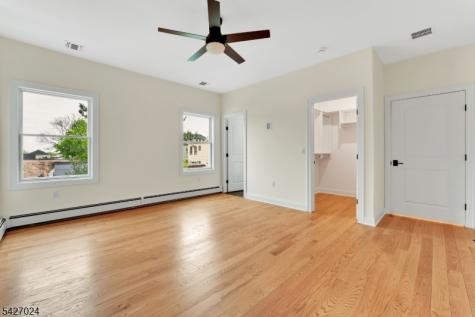182 East 25th Street Paterson NJ 07514