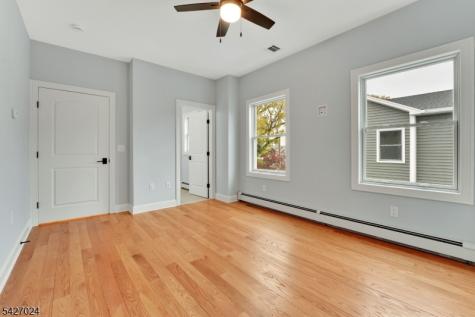 182 East 25th Street Paterson NJ 07514