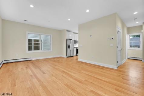 182 East 25th Street Paterson NJ 07514