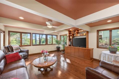 1530 Mountain Top Road Bridgewater NJ 08807