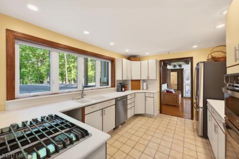 1530 Mountain Top Road Bridgewater NJ 08807