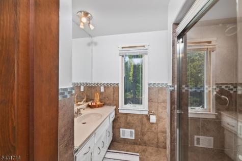 1530 Mountain Top Road Bridgewater NJ 08807