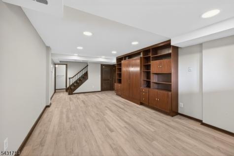 1530 Mountain Top Road Bridgewater NJ 08807