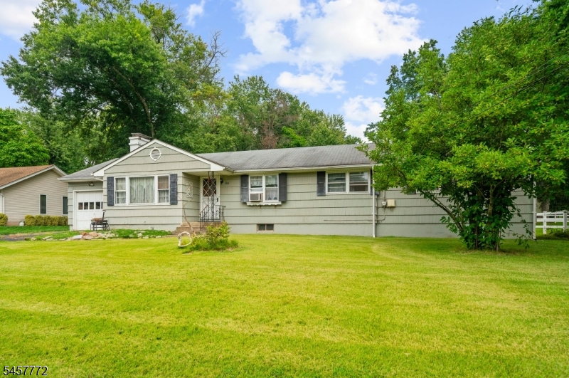 94 Woodlawn Avenue Bridgewater NJ 08807