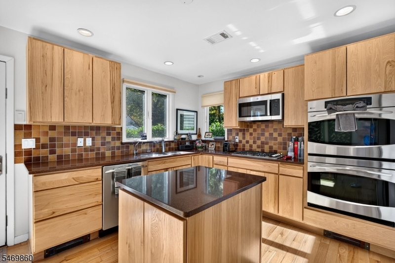 37 Gray Street Montclair NJ 07042